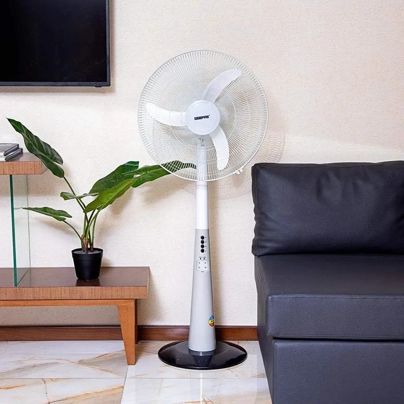 پنکه ایستاده شارژی جیپاس مدل GF9385 با چراغ های LED gallery4